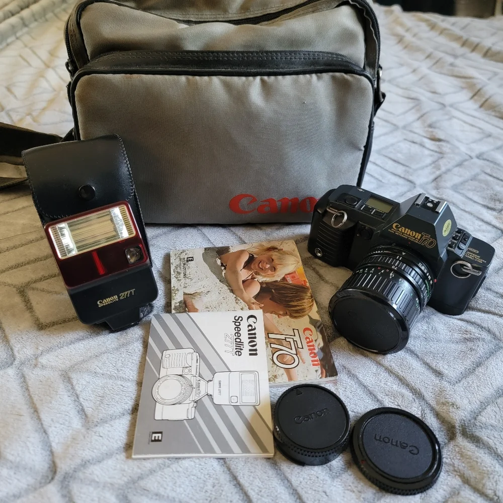 Vintage Canon 35mm Film Camera With Bag, Instructions, 277T Flash Tested Working